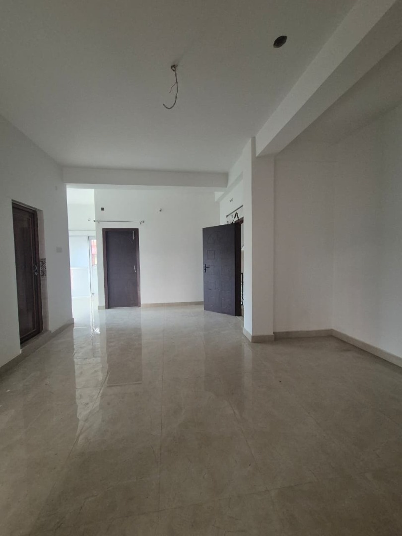 Semi Furnished 3bhk in Kahilipara, Guwahati, Assam, India for Rent
